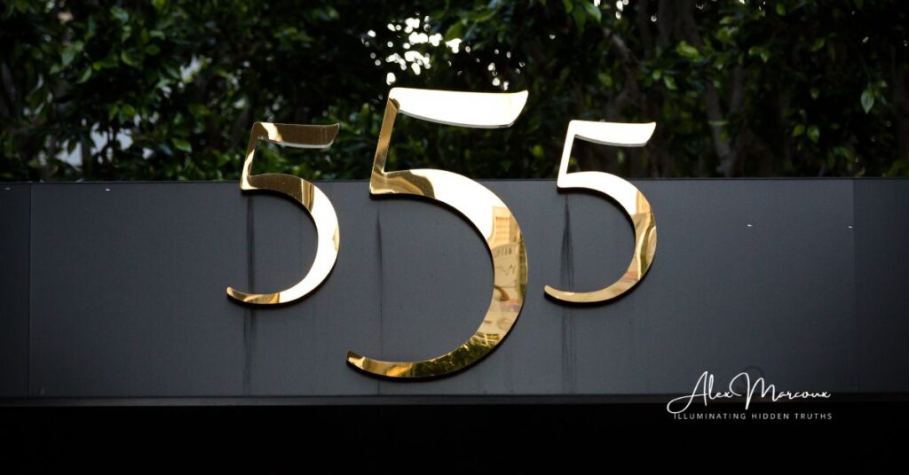 Number sequence 555 appearing as life-changing message from Universe