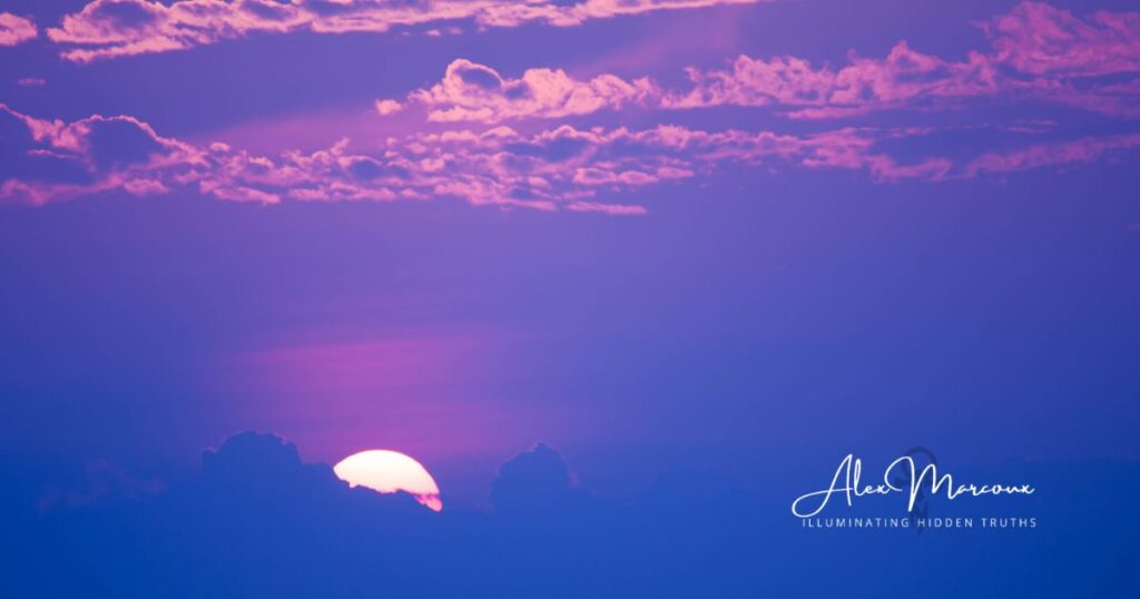Sunrise symbolizing the dawn of the Great New Earth consciousness shift